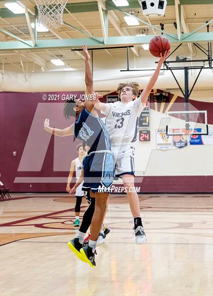Thumbnail 2 in Pleasant Valley vs. Oakmont (Whitney Winter Classic) photogallery.