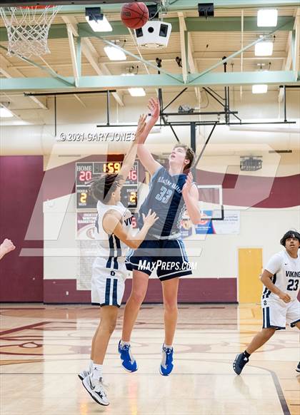 Thumbnail 2 in Pleasant Valley vs. Oakmont (Whitney Winter Classic) photogallery.