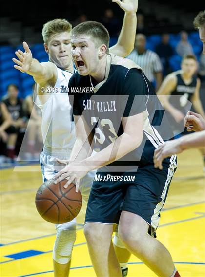 Thumbnail 1 in Aptos vs. Scotts Valley (S.C. Warriors NorCal Tournament) photogallery.