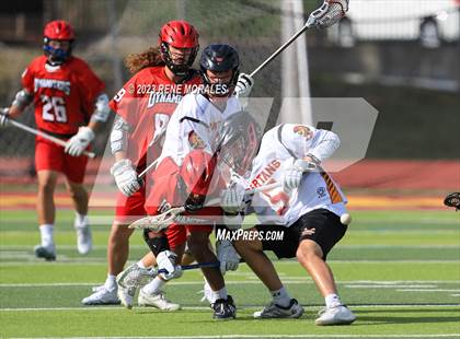 Thumbnail 3 in Glendale vs La Canada photogallery.