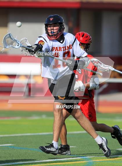Thumbnail 2 in Glendale vs La Canada photogallery.