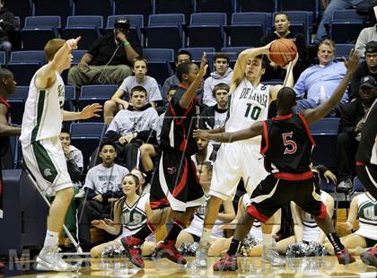 Thumbnail 3 in Salesian vs. De La Salle (Martin Luther King Classic) photogallery.