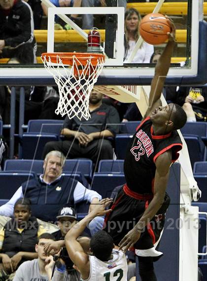 Thumbnail 1 in Salesian vs. De La Salle (Martin Luther King Classic) photogallery.