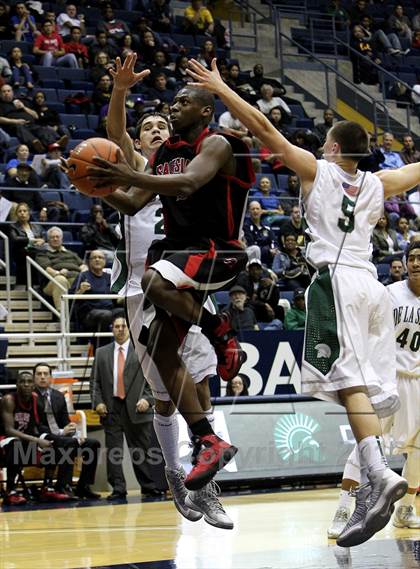 Thumbnail 2 in Salesian vs. De La Salle (Martin Luther King Classic) photogallery.