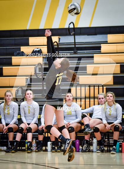 Thumbnail 3 in Moorpark vs. Newbury Park photogallery.