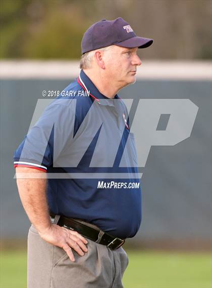Thumbnail 1 in Bradley Central vs Notre Dame photogallery.