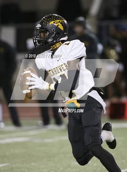 Thumbnail 2 in Eisenhower vs. Klein Collins (UIL 6A Division 2 Bi-District Playoff) photogallery.
