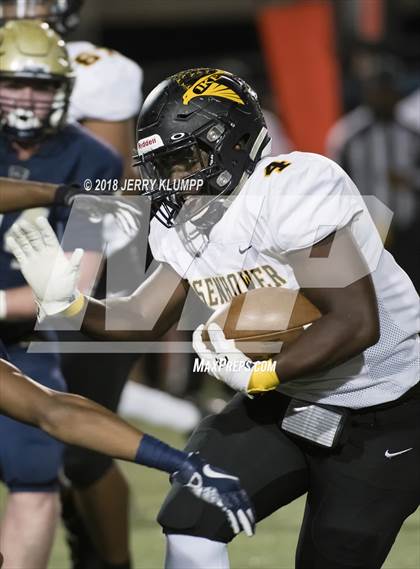 Thumbnail 1 in Eisenhower vs. Klein Collins (UIL 6A Division 2 Bi-District Playoff) photogallery.