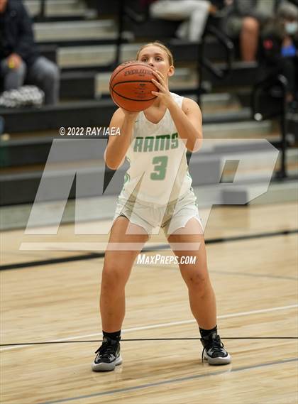 Thumbnail 3 in Davis vs. Dixon (Steve Cauchi Ram Jam Tournament) photogallery.