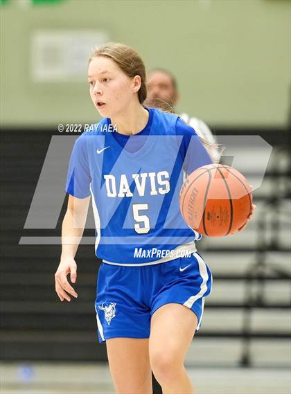 Thumbnail 3 in Davis vs. Dixon (Steve Cauchi Ram Jam Tournament) photogallery.