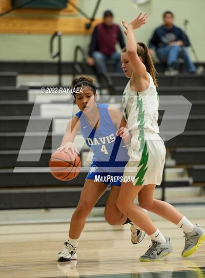 Thumbnail 2 in Davis vs. Dixon (Steve Cauchi Ram Jam Tournament) photogallery.