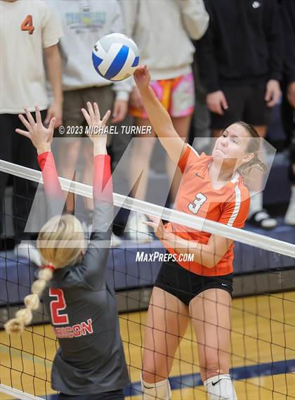 Thumbnail 1 in Madison vs Post Falls (IHSAA 5A Semi Final) photogallery.