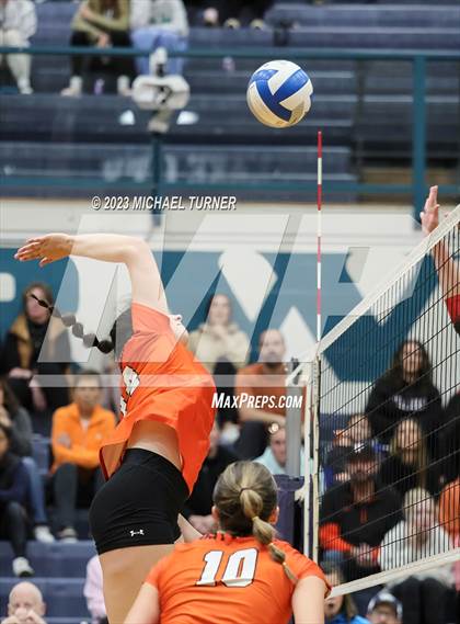 Thumbnail 2 in Madison vs Post Falls (IHSAA 5A Semi Final) photogallery.