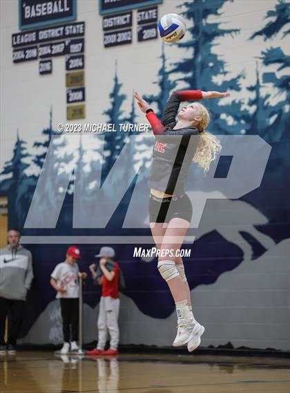 Thumbnail 2 in Madison vs Post Falls (IHSAA 5A Semi Final) photogallery.