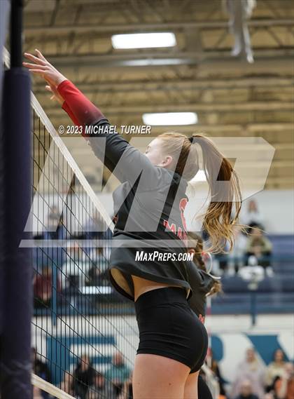 Thumbnail 3 in Madison vs Post Falls (IHSAA 5A Semi Final) photogallery.