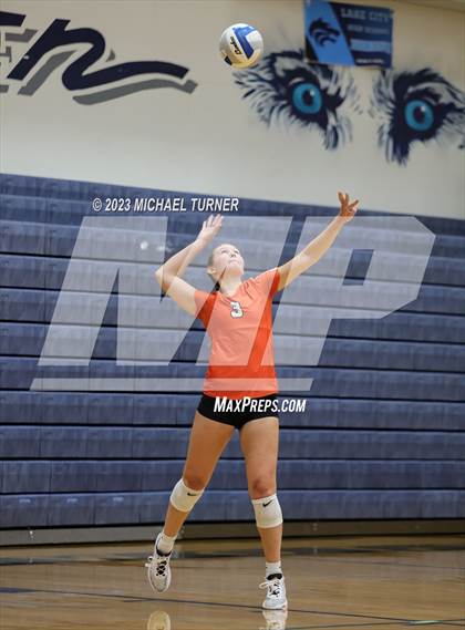 Thumbnail 1 in Madison vs Post Falls (IHSAA 5A Semi Final) photogallery.