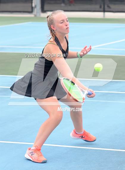 Thumbnail 2 in UIL 3A & 4A Tennis Doubles Quarterfinals photogallery.
