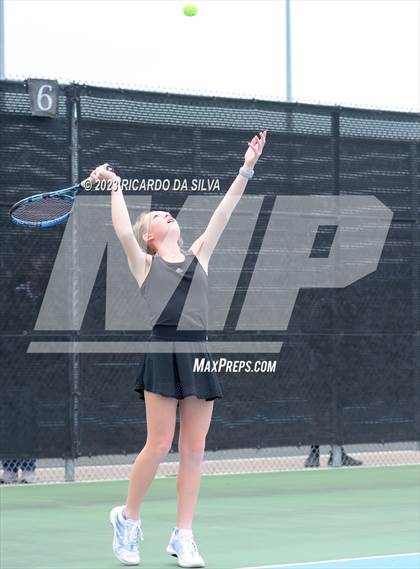 Thumbnail 1 in UIL 3A & 4A Tennis Doubles Quarterfinals photogallery.