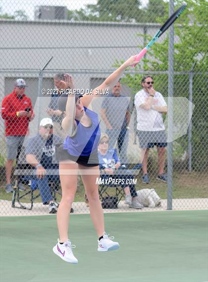 Thumbnail 2 in UIL 3A & 4A Tennis Doubles Quarterfinals photogallery.