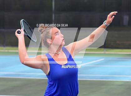 Thumbnail 1 in UIL 3A & 4A Tennis Doubles Quarterfinals photogallery.