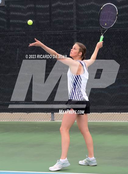 Thumbnail 2 in UIL 3A & 4A Tennis Doubles Quarterfinals photogallery.
