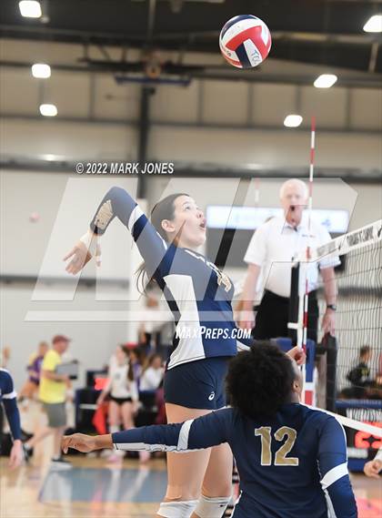 Thumbnail 1 in Desert Vista vs. Sunnyslope (Nike TOC Southwest) photogallery.
