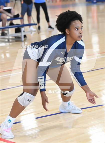 Thumbnail 2 in Desert Vista vs. Sunnyslope (Nike TOC Southwest) photogallery.