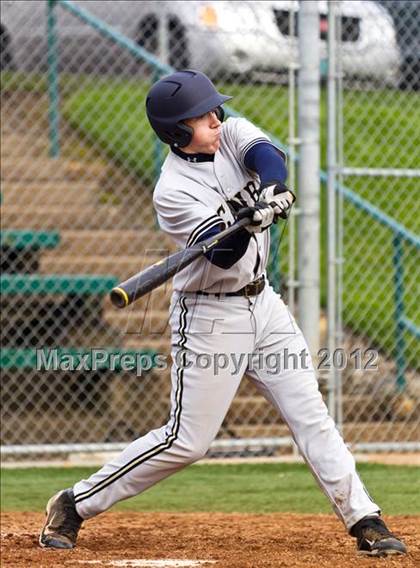 Thumbnail 1 in Canby vs. Jesuit photogallery.