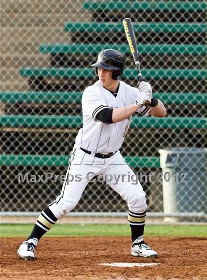 Thumbnail 3 in Canby vs. Jesuit photogallery.