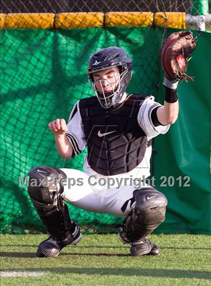 Thumbnail 2 in Canby vs. Jesuit photogallery.
