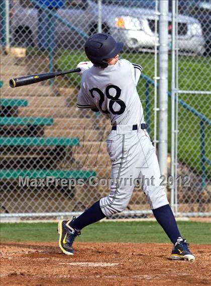 Thumbnail 2 in Canby vs. Jesuit photogallery.