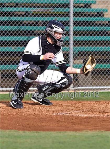 Thumbnail 1 in Canby vs. Jesuit photogallery.