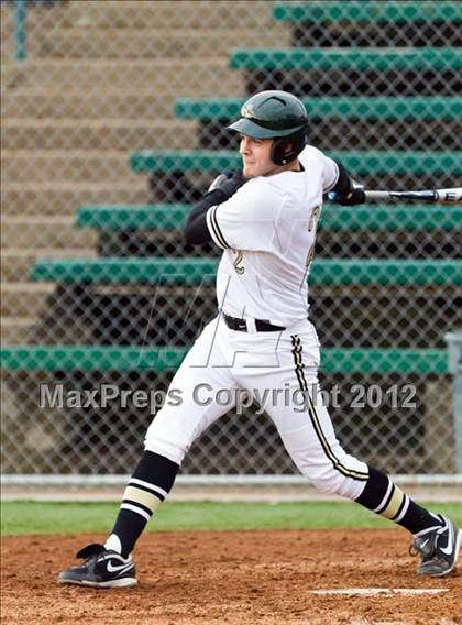 Thumbnail 2 in Canby vs. Jesuit photogallery.
