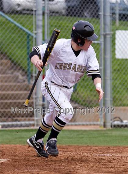 Thumbnail 3 in Canby vs. Jesuit photogallery.