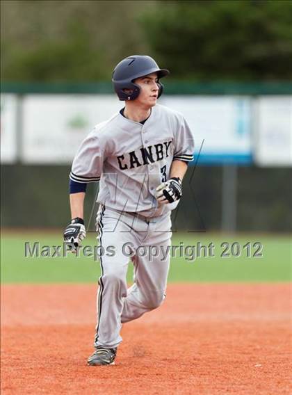 Thumbnail 2 in Canby vs. Jesuit photogallery.