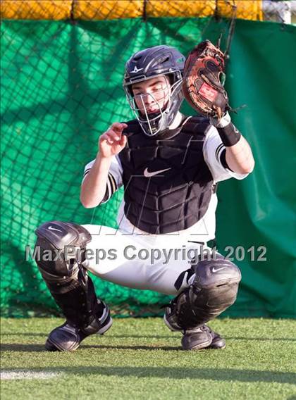 Thumbnail 3 in Canby vs. Jesuit photogallery.