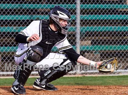 Thumbnail 3 in Canby vs. Jesuit photogallery.