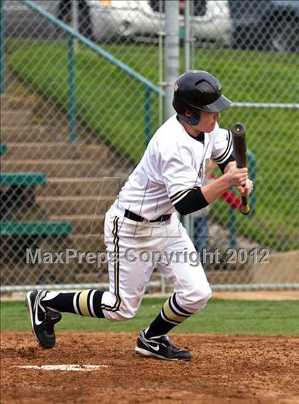 Thumbnail 1 in Canby vs. Jesuit photogallery.