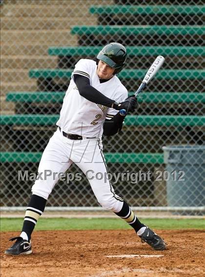 Thumbnail 3 in Canby vs. Jesuit photogallery.