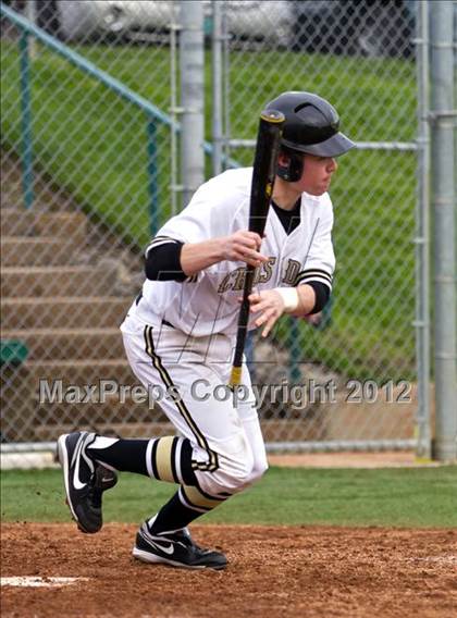 Thumbnail 2 in Canby vs. Jesuit photogallery.