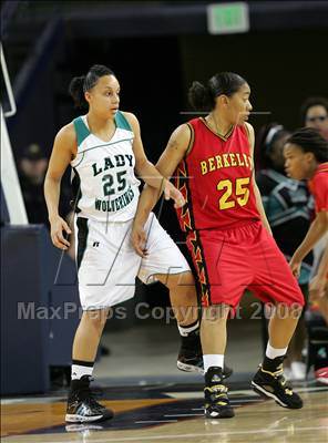 Thumbnail 1 in Deer Valley vs. Berkeley (CIF NCS D1 Final) photogallery.