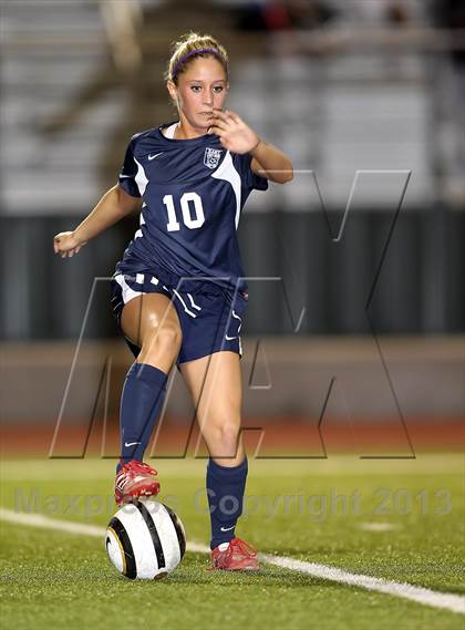 Thumbnail 1 in Crandall vs Wylie East (UIL 4A Region 2 Area Playoff) photogallery.