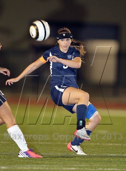 Thumbnail 2 in Crandall vs Wylie East (UIL 4A Region 2 Area Playoff) photogallery.