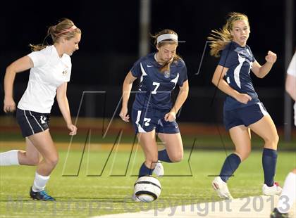 Thumbnail 2 in Crandall vs Wylie East (UIL 4A Region 2 Area Playoff) photogallery.