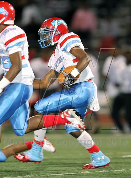 Thumbnail 1 in Carter @ South Oak Cliff photogallery.