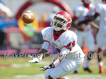 Thumbnail 2 in Edgewater vs. Grayson photogallery.