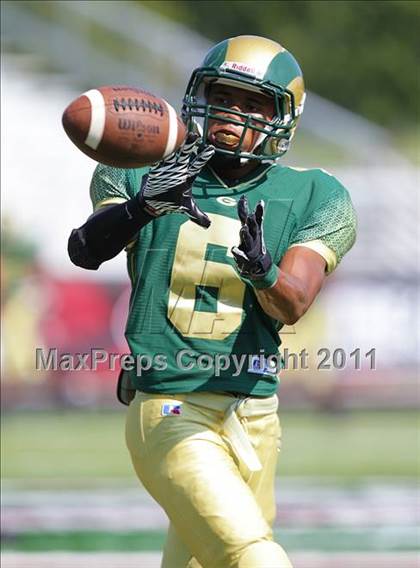 Thumbnail 3 in Edgewater vs. Grayson photogallery.