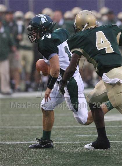 Thumbnail 2 in St. Joseph Regional vs. DePaul (Kickoff Classic) photogallery.