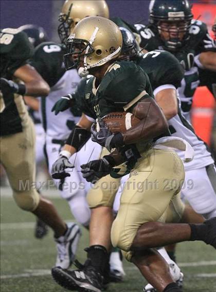 Thumbnail 3 in St. Joseph Regional vs. DePaul (Kickoff Classic) photogallery.