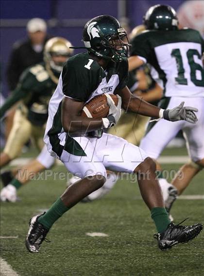 Thumbnail 3 in St. Joseph Regional vs. DePaul (Kickoff Classic) photogallery.